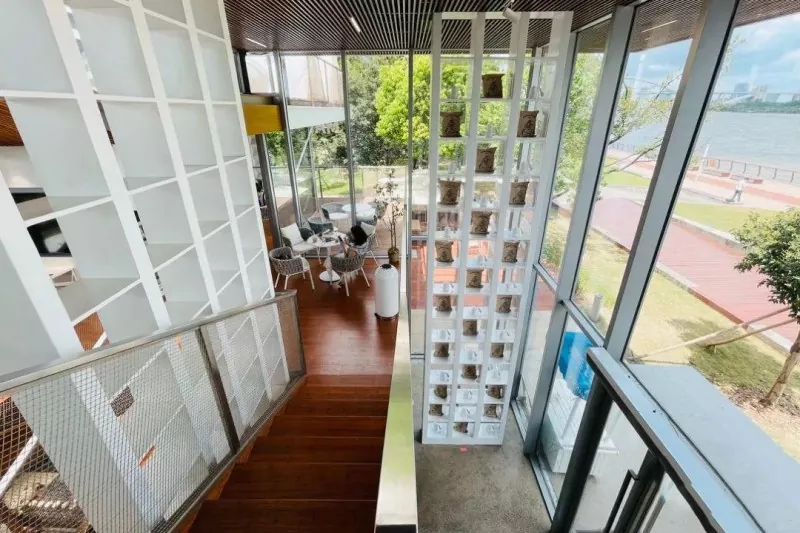 Steel Structure Cafe